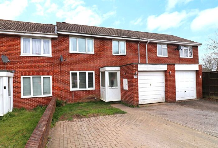 3 Bedroom Terraced House For Sale In Ferndale, Hedge End, SO30