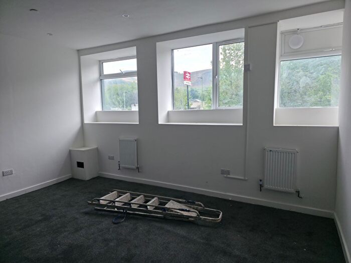 1 Bedroom Flat To Rent In Ystrad Road, Ton Pentre, CF41