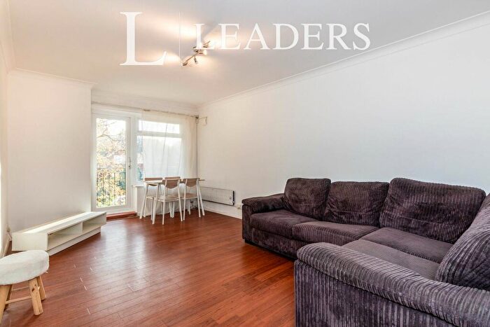 1 Bedroom Property To Rent In Napier Court, Lovelace Gardens, Surbiton, KT6