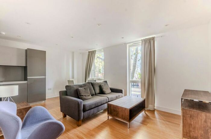 2 Bedroom Flat To Rent In Westking Place, Bloomsbury, London, WC1H