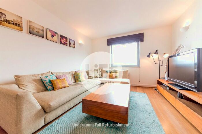 2 Bedroom Flat To Rent In California Buidling, Deals Gateway, Deptford, London, SE13