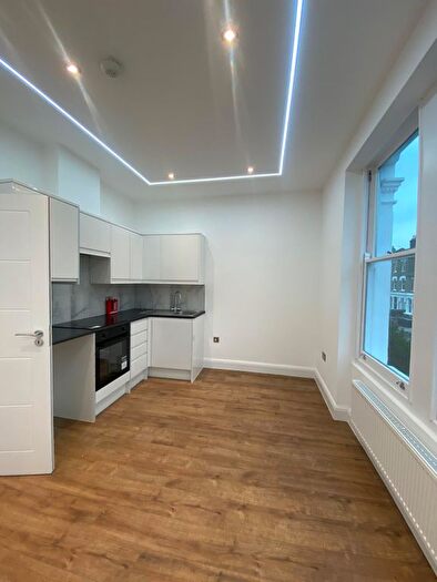 1 Bedroom Flat To Rent In Scarborough Road, London, N4
