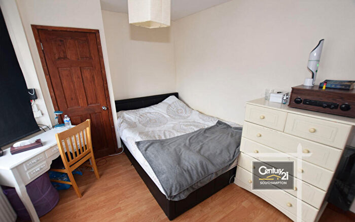 1 Bedroom Flat To Rent In |Ref: |, Warren Avenue, Southampton, SO16
