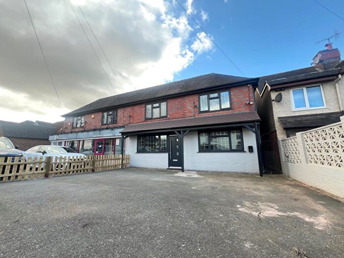 3 Bedroom Apartment To Rent In Stourbridge Road, Bromsgrove, B61