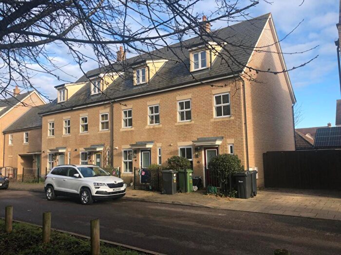 3 Bedroom Semi-Detached House To Rent In Ravel Avenue, Witham, CM8