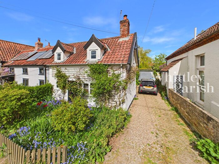 2 Bedroom Cottage For Sale In Walsham Road, Finningham, Stowmarket, IP14