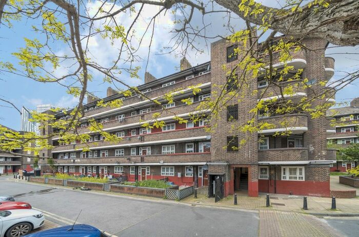 3 Bedroom Flat To Rent In Falmouth Road, London, SE1