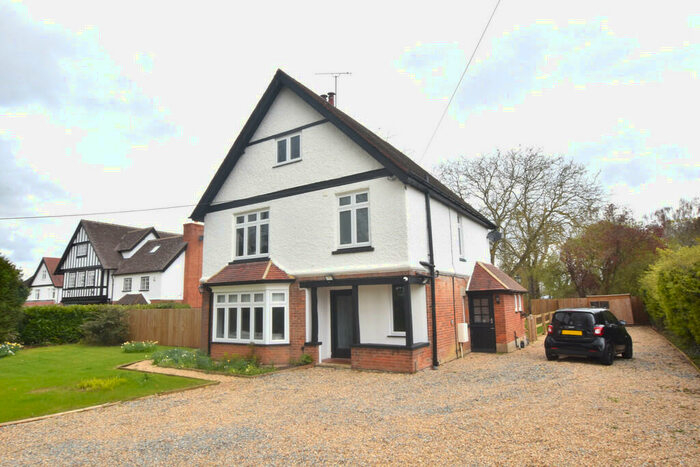 3 Bedroom Detached House To Rent In Sawbridgeworth Road, Hatfield Heath, CM22