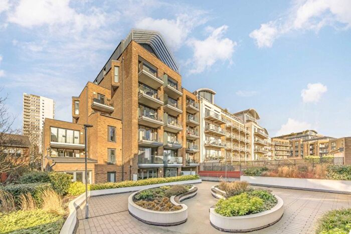 1 Bedroom Flat For Sale In Kew Bridge Road, Brentford, TW8