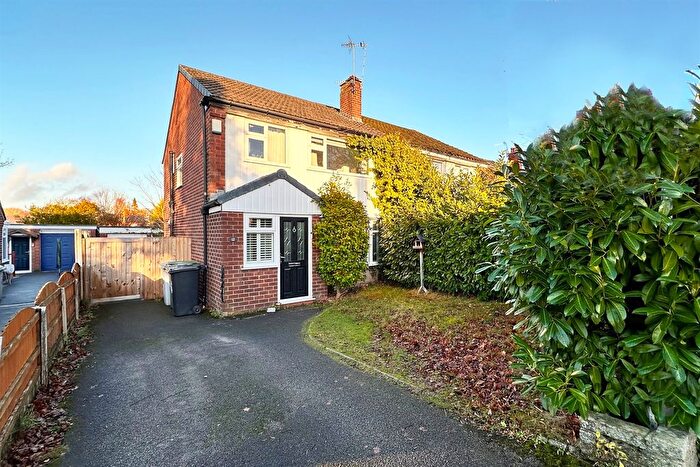 3 Bedroom Semi-Detached House For Sale In Maple Avenue, Poynton, SK12