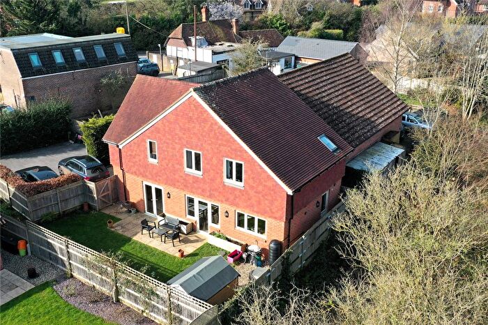 4 Bedroom Detached House For Sale In The Orchids, Reading Road, Lower Basildon, Reading, RG8