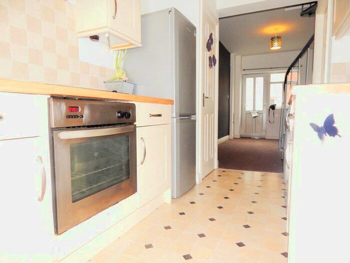 2 Bedroom End Of Terrace House To Rent In Uxbridge Court, High Street