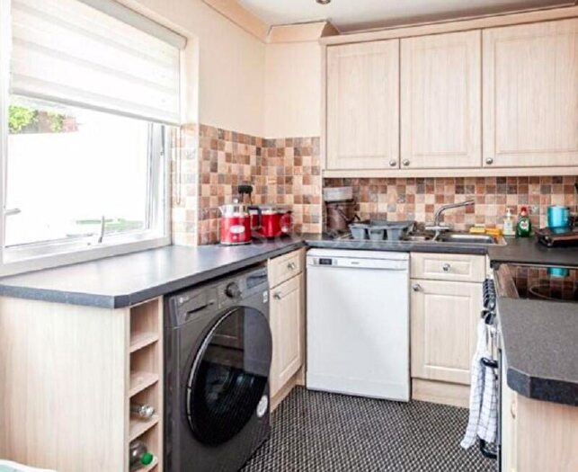 2 Bedroom Terraced House For Sale In Bideford Road, Newport., NP20