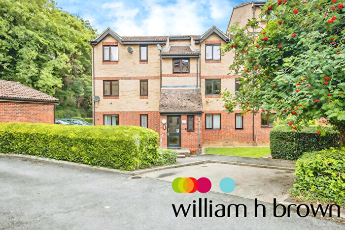 2 Bedroom Flat To Rent In Lucas Road, Sudbury, CO10