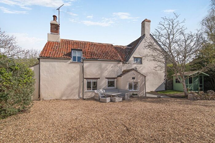 3 Bedroom Detached House For Sale In Grovesend Road, Bristol, BS35