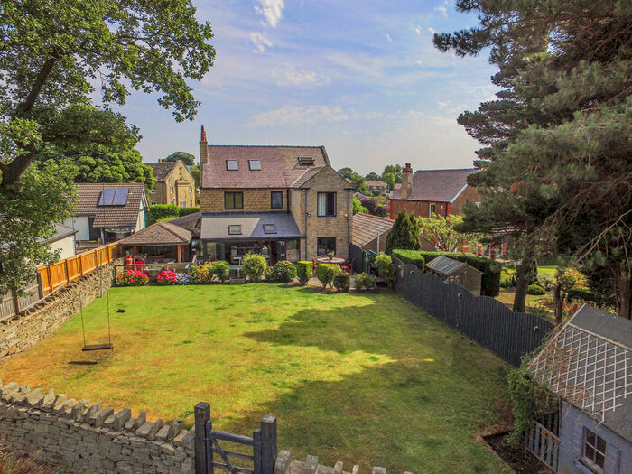 5 Bedroom Detached House For Sale In Barnsley Road, Upper Cumberworth, Huddersfield, HD8