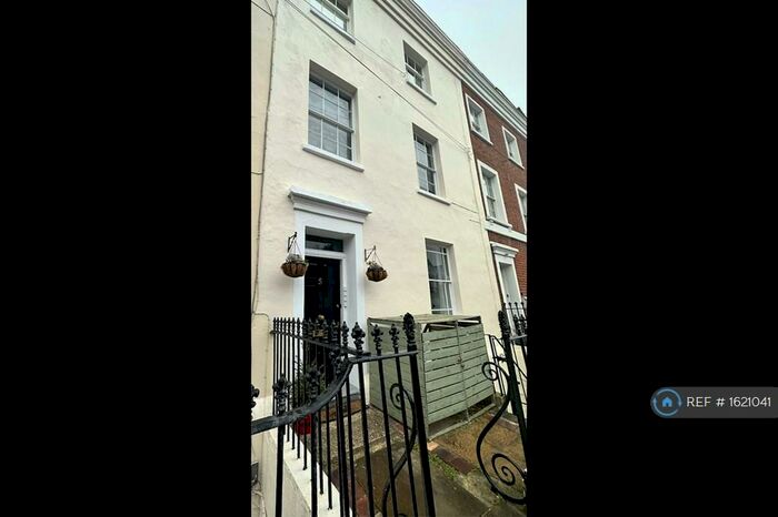1 Bedroom Flat To Rent In Coley Hill, Reading, RG1