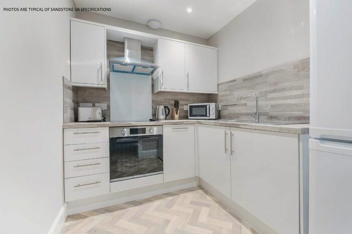 2 Bedroom Terraced House To Rent In Fitzwarren Street, Salford, Manchester, M6