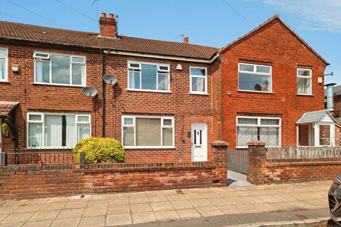 2 Bedroom Terraced House For Sale In Burnfield Road, Stockport, Greater Manchester, SK5