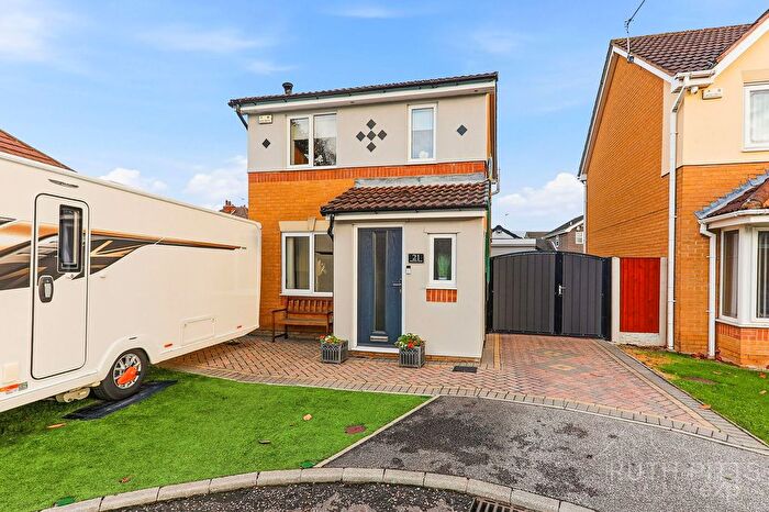 3 Bedroom Detached House For Sale In Orchid Crest, Upton, WF9