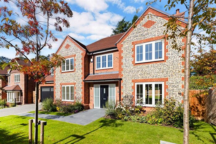 5 Bedroom Detached House For Sale In Tower Road, Hindhead, GU26