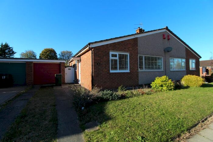 2 Bedroom Bungalow To Rent In Rievaulx Drive, Middlesbrough, TS5
