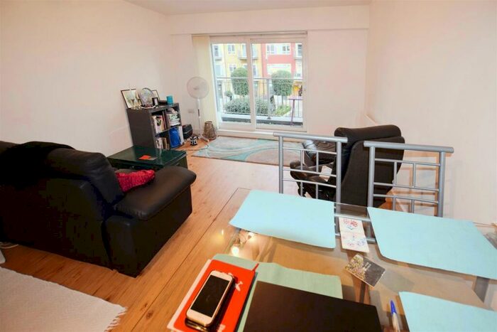 1 Bedroom Flat To Rent In Heritage Avenue, Colindale, NW9