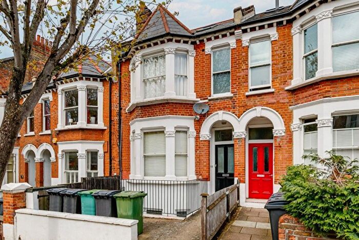 3 Bedroom Flat To Rent In Sherriff Road, West Hampstead, NW6