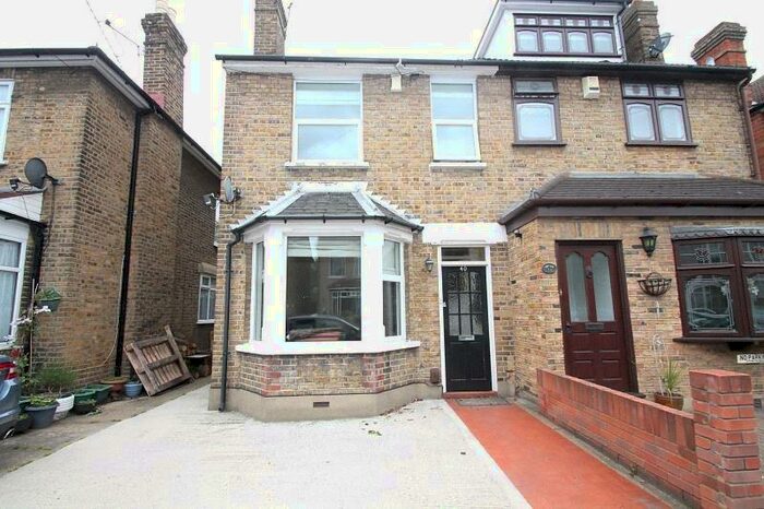 3 Bedroom Semi-Detached House To Rent In Douglas Road, Hornchurch, Essex, RM11