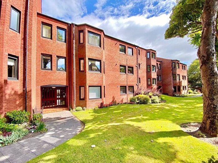 3 Bedroom Flat For Sale In Savoy Park, Ayr, KA7