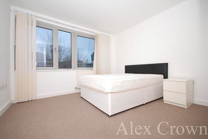 2 Bedroom Apartment To Rent In Buckler Court, Eden Grove, Holloway, N7