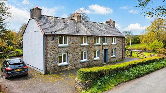 4 Bedroom Farm For Sale In Gorsgoch, Llanybydder, SA40