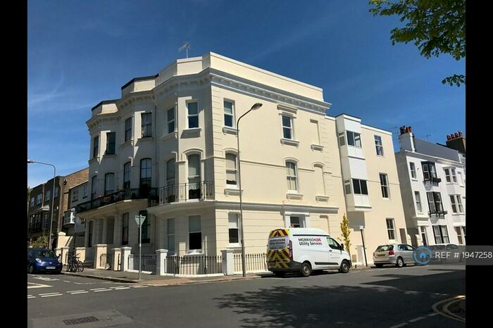 2 Bedroom Flat To Rent In Chesham Road, Brighton, BN2