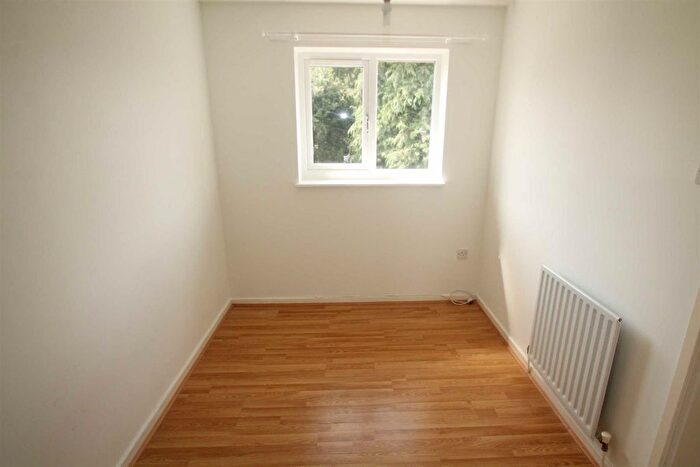 2 Bedroom End Of Terrace House To Rent In Elm Close, Oswestry, SY11
