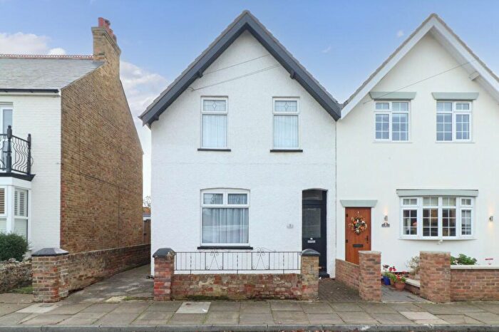 4 Bedroom Semi-Detached House For Sale In York Terrace, Birchington, Kent, CT7