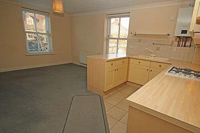 1 Bedroom Flat For Sale In Riverside Place, Fordingbridge, SP6