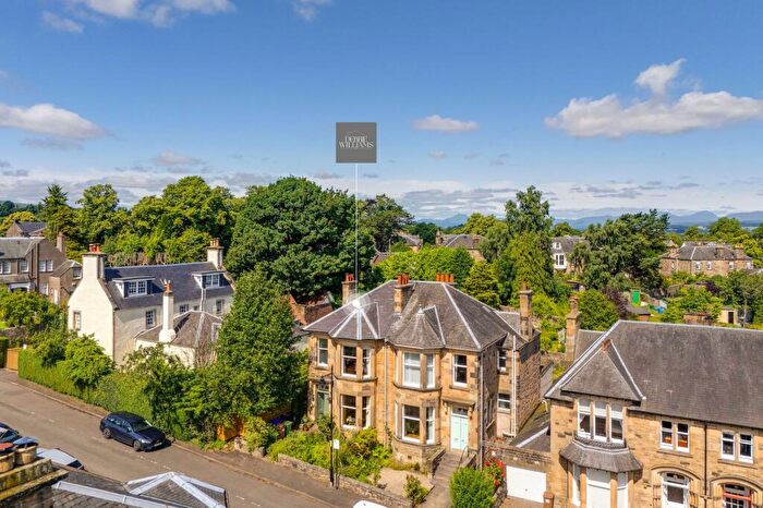 4 Bedroom Semi-Detached House For Sale In Windsor Place, Stirling, FK8