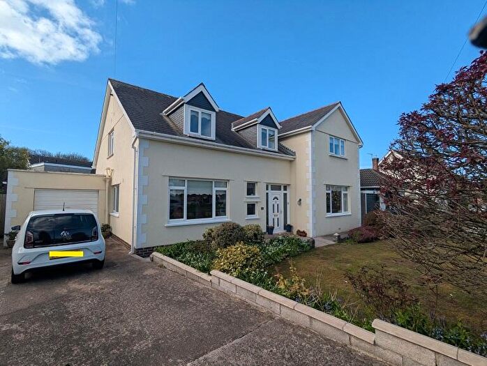 5 Bedroom Detached House For Sale In Danygraig Avenue, Porthcawl, South Glamorgan, Bridgend (County Of), CF36