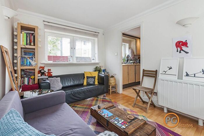 1 Bedroom Flat To Rent In Essex Road, Islington, N1