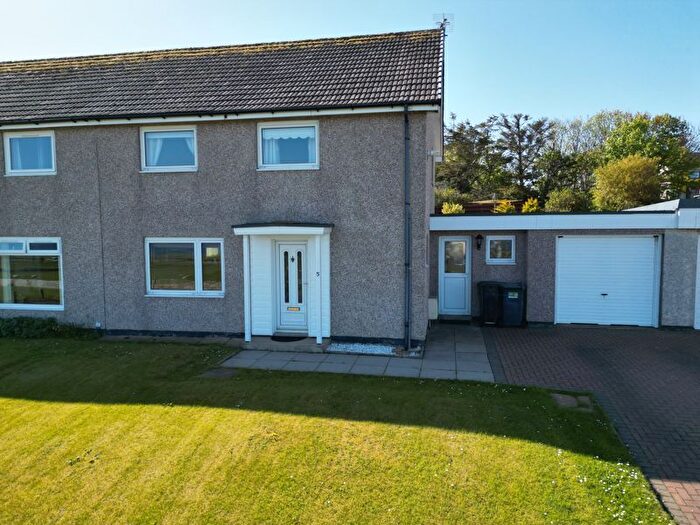 3 Bedroom Semi-Detached House For Sale In Hoy Terrace, Thurso, KW14