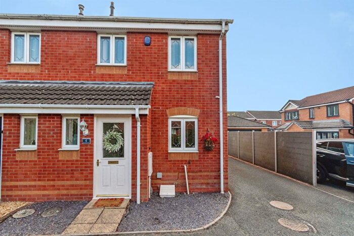 3 Bedroom Semi-detached House For Sale In The Broches, Norton Canes, Cannock, WS11