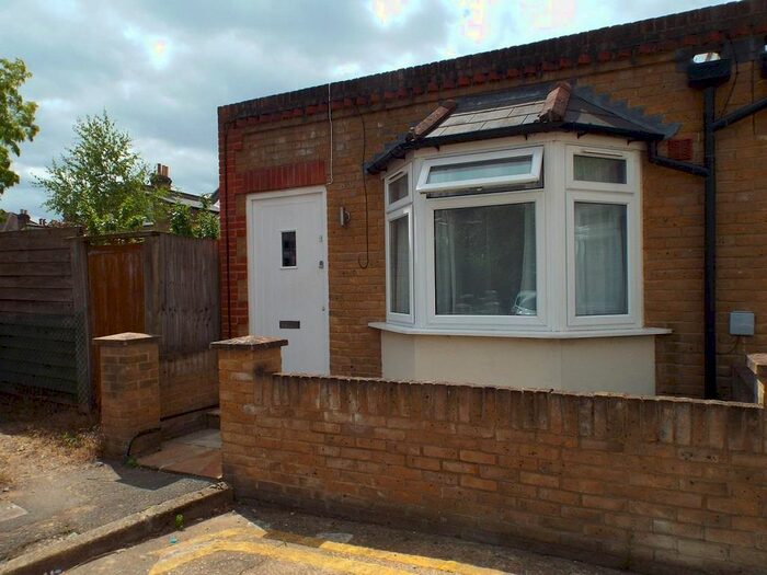 1 Bedroom Semi-Detached House To Rent In Marlborough Close, Colliers Wood, SW19