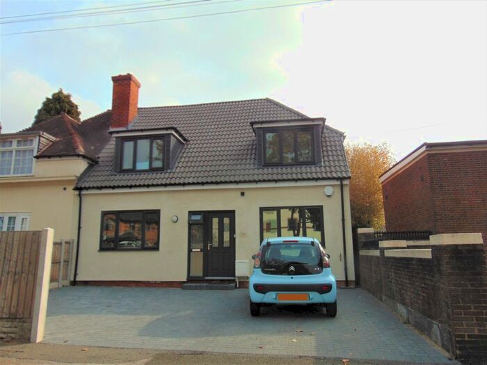 4 Bedroom Semi-Detached House To Rent In Aldridge Road, Birmingham, B44