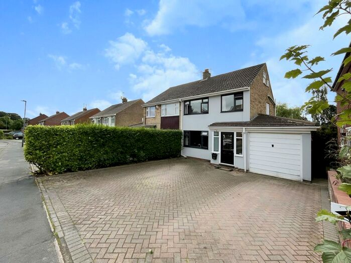 3 Bedroom Semi-Detached House For Sale In Roseberry Avenue, Great Ayton, Middlesbrough, TS9