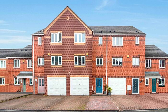 3 Bedroom Town House To Rent In Bramble Court, Sandiacre, Nottingham, NG10