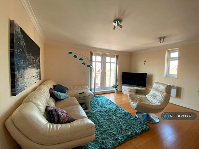 2 Bedroom Flat To Rent In Lower Earley, Reading, RG6
