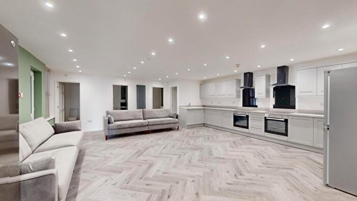 7 Bedroom House To Rent In Portland Apartments, Lincoln, LN5