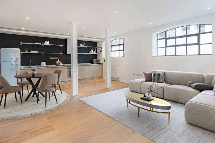 2 Bedroom Flat For Sale In Effie Road, Fulham, SW6