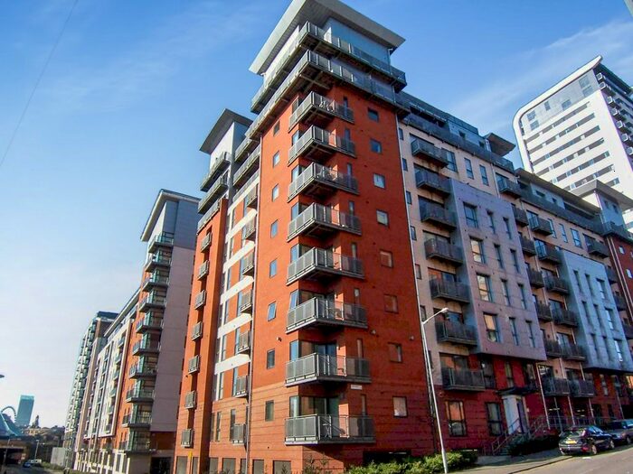 2 Bedroom Flat To Rent In Melia House, Lord Street, Green Quarter, Manchester, M4