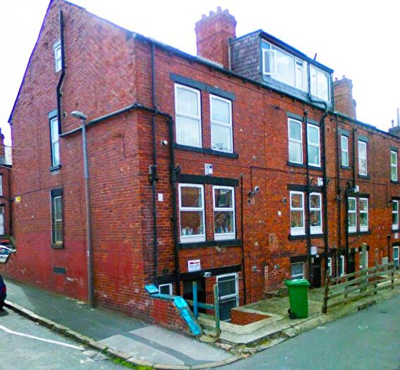 1 Bedroom Flat To Rent In Back Brudenell Mount, Hyde Park, Leeds, LS6